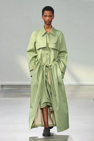 Look 21